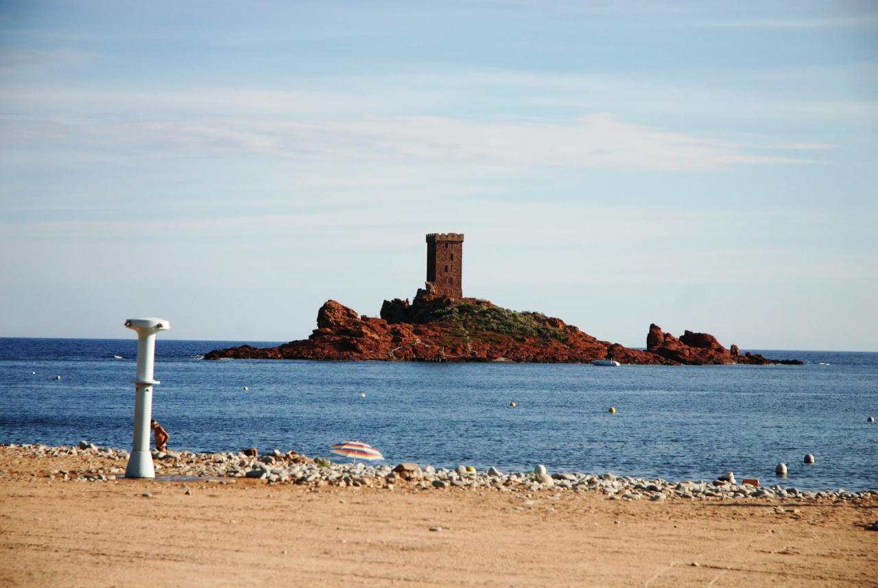 Agay Cap Esterel Le Hameau F2 Clim Plein Sud Dernier Etage Magnifique Vue Mer Saint-Raphael  Bagian luar foto