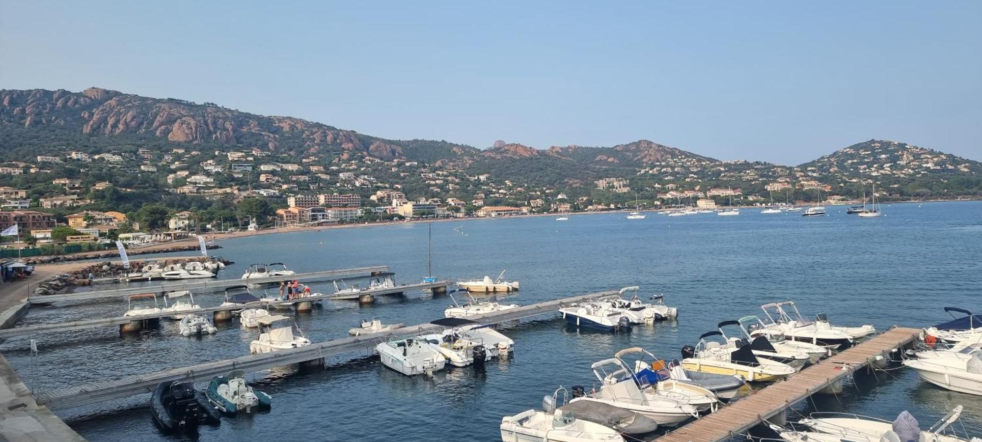 Agay Cap Esterel Le Hameau F2 Clim Plein Sud Dernier Etage Magnifique Vue Mer Saint-Raphael  Bagian luar foto