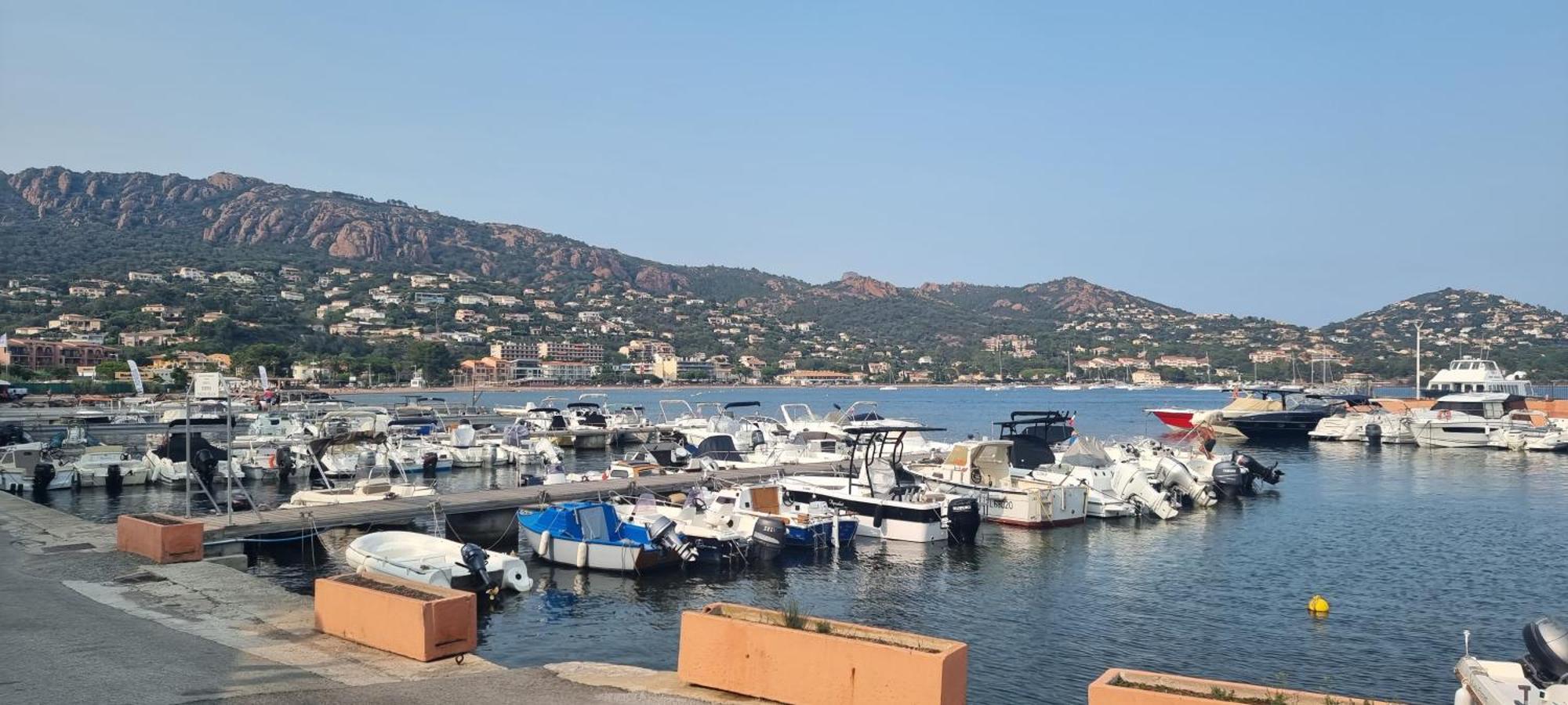 Agay Cap Esterel Le Hameau F2 Clim Plein Sud Dernier Etage Magnifique Vue Mer Saint-Raphael  Bagian luar foto