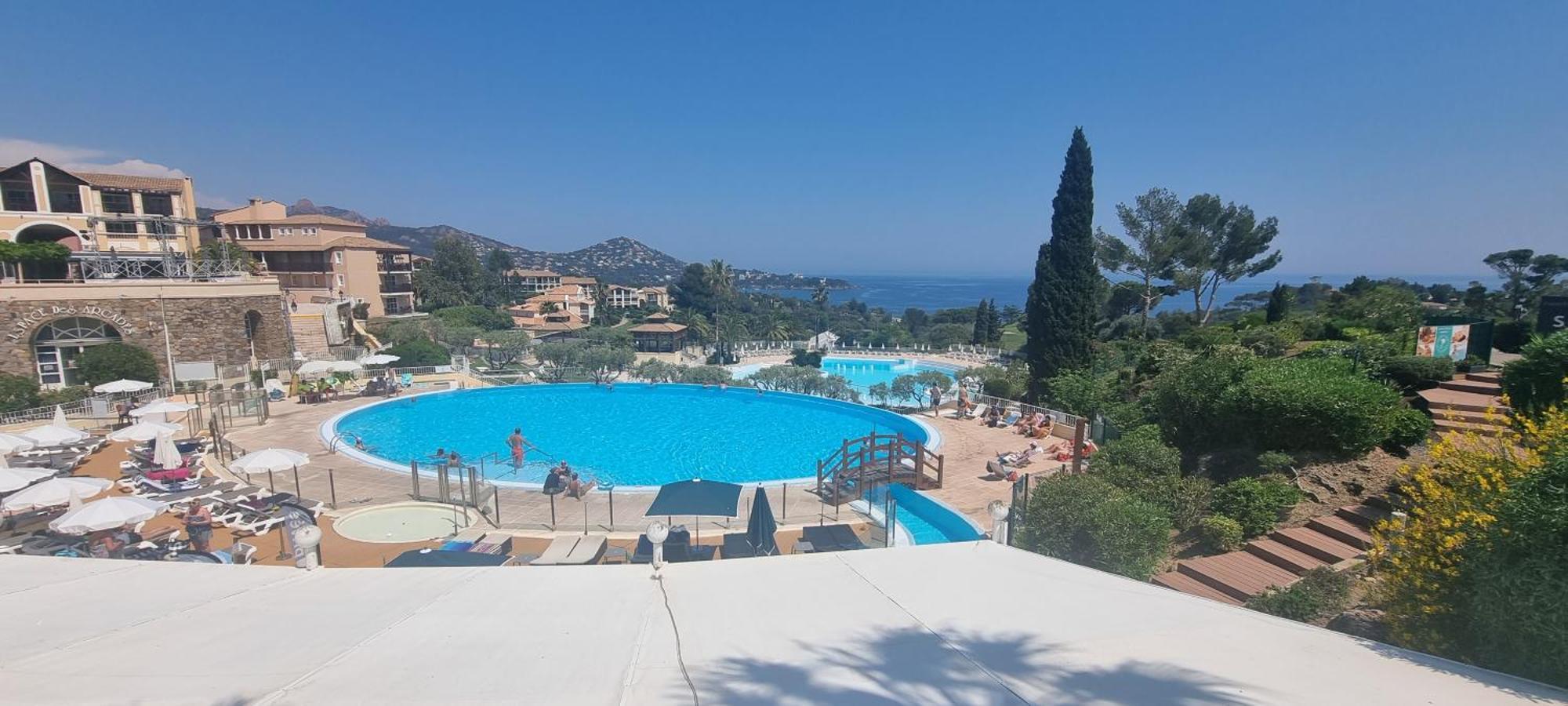Agay Cap Esterel Le Hameau F2 Clim Plein Sud Dernier Etage Magnifique Vue Mer Saint-Raphael  Bagian luar foto