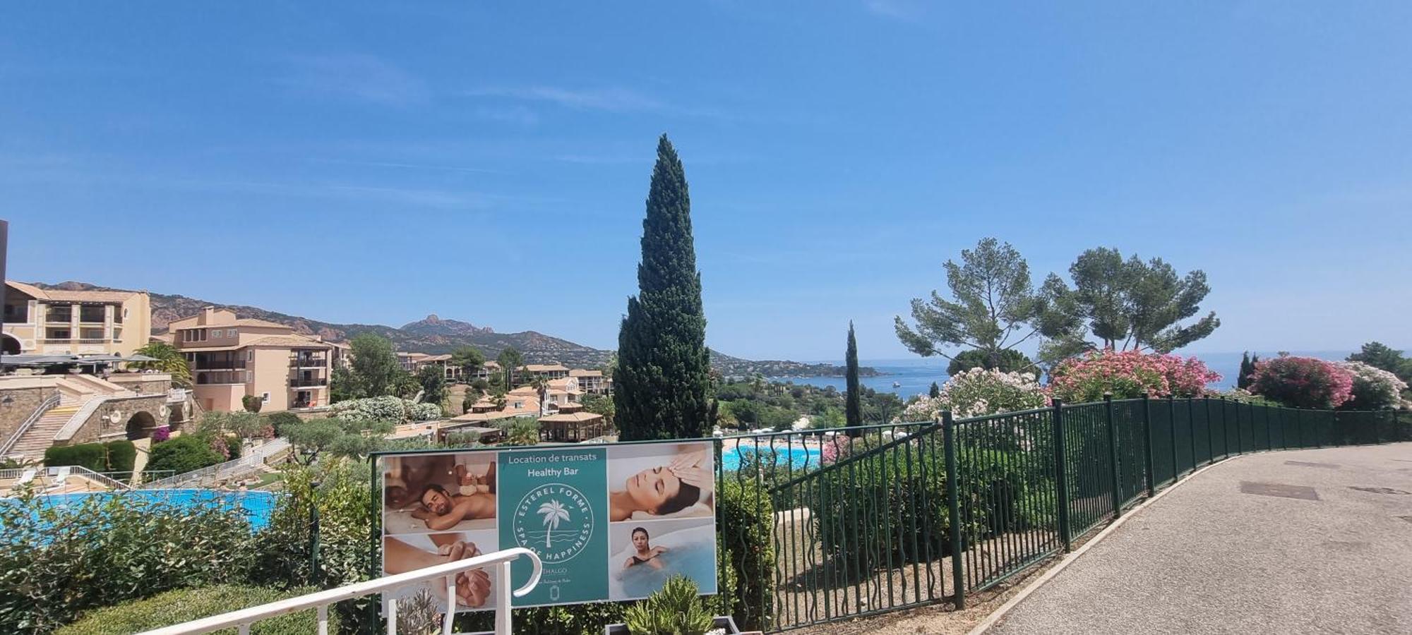 Agay Cap Esterel Le Hameau F2 Clim Plein Sud Dernier Etage Magnifique Vue Mer Saint-Raphael  Bagian luar foto