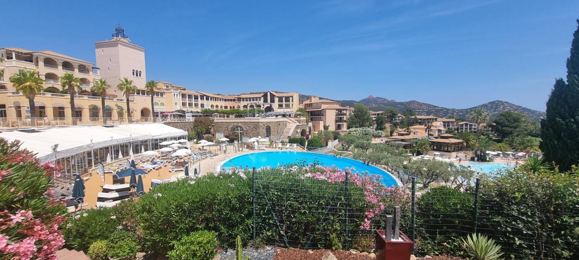Agay Cap Esterel Le Hameau F2 Clim Plein Sud Dernier Etage Magnifique Vue Mer Saint-Raphael  Bagian luar foto